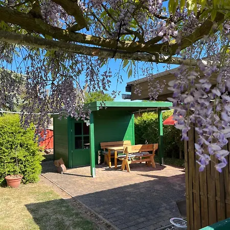 Mit Garten Und Ostseenaehe Ovs 111 *